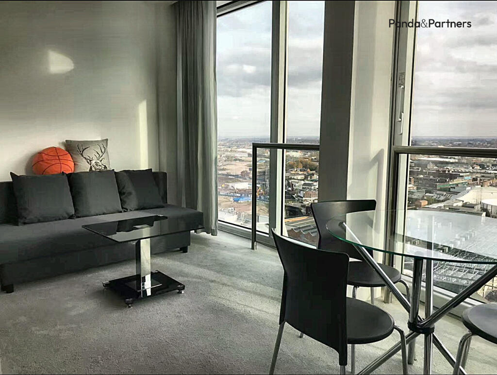 Main image of property: the rotunda, 150 new street, Birmingham, B2