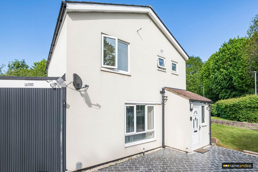 Additional image 21 of Robins Way, Hatfield