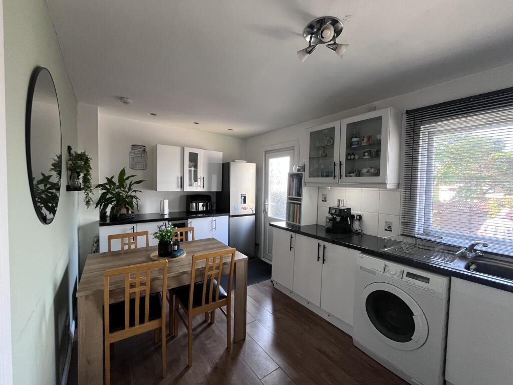 House in Kirkwall, Highland - View 5