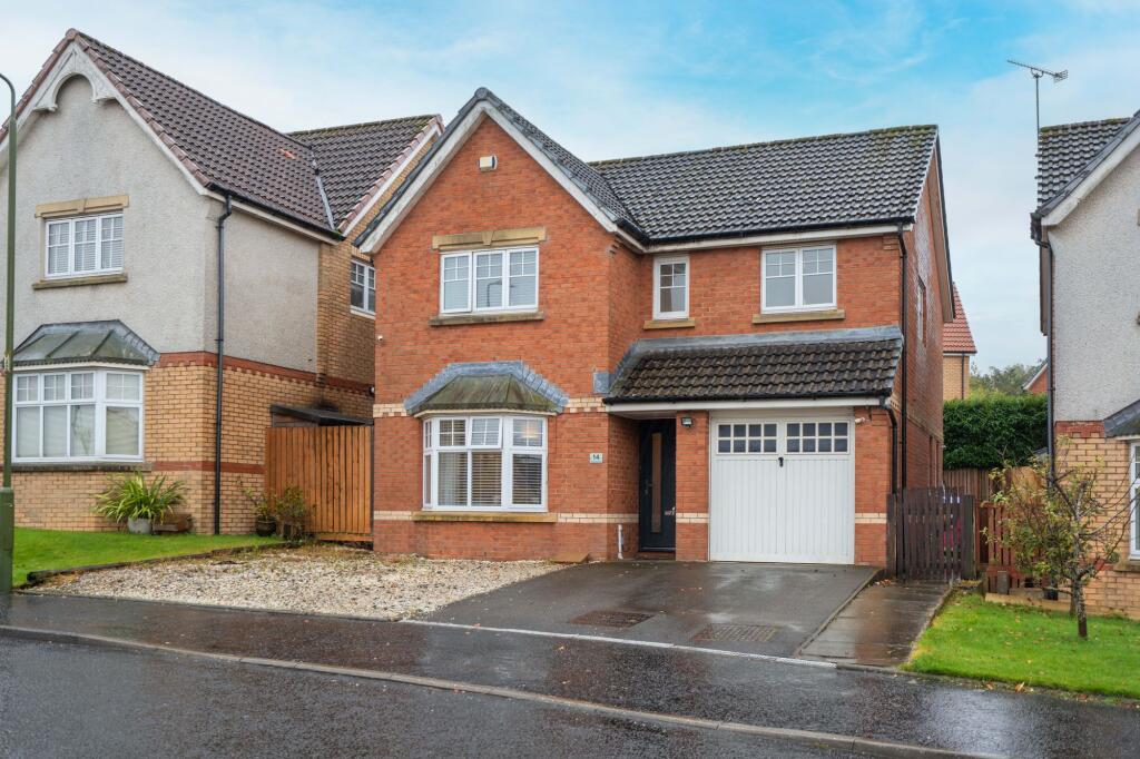 4-bed detached on 14 Wallace Brae Drive, Reddingmuirhead, FK2 0FB, £299,995
