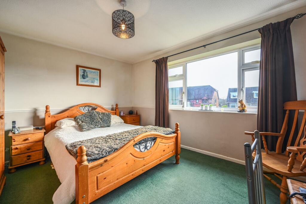 4 bed detached - Eridge Road, Crowborough, TN6 image 5