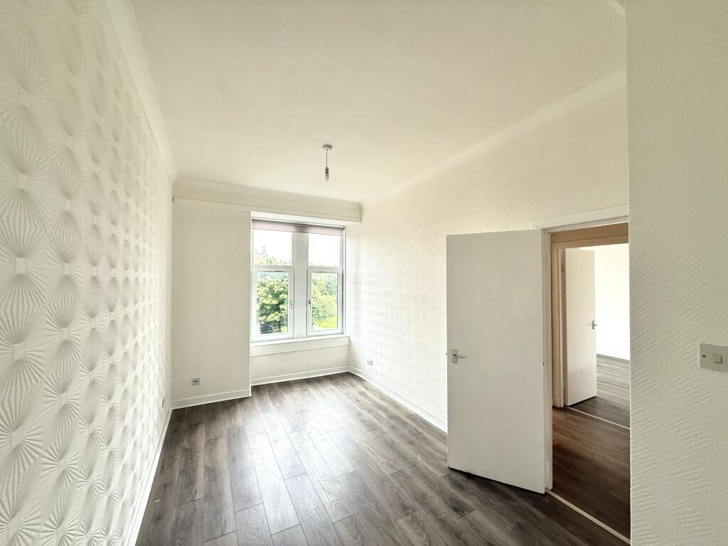 Apartment in Glasgow - More