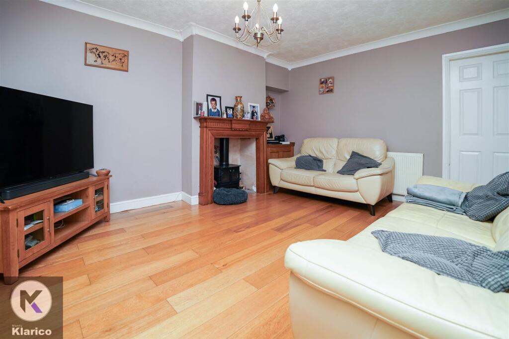 Wold Walk, Birmingham, B13 photo 2