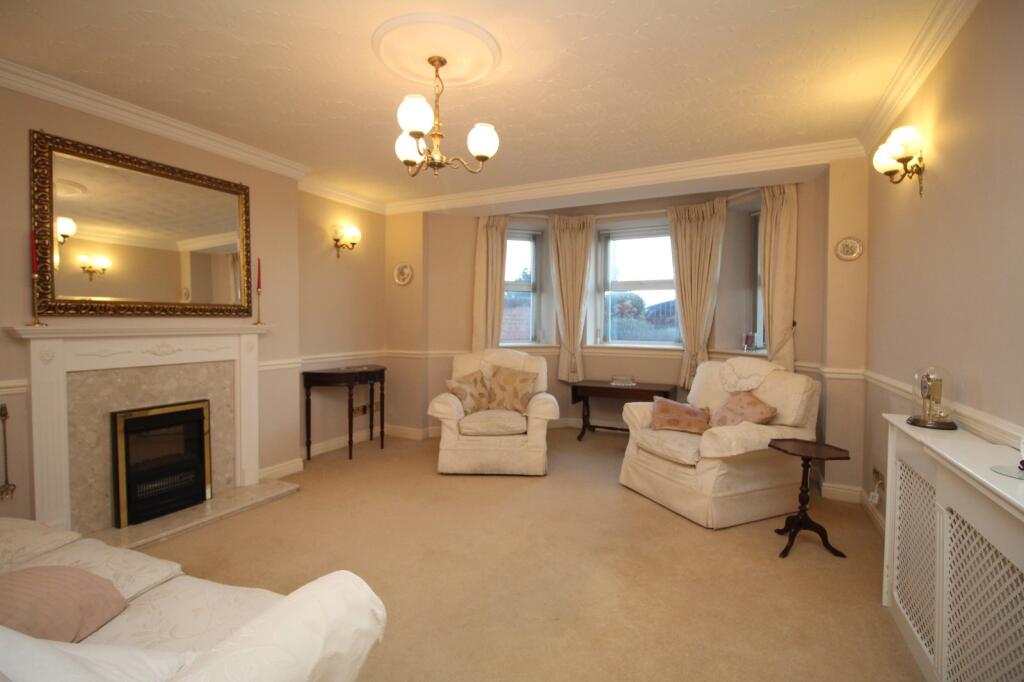 South Marine Drive, Bridlington, East Yorkshire, YO15 photo 4
