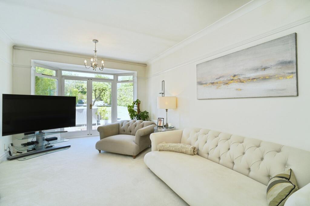 House in Solihull, West Midlands - View 3