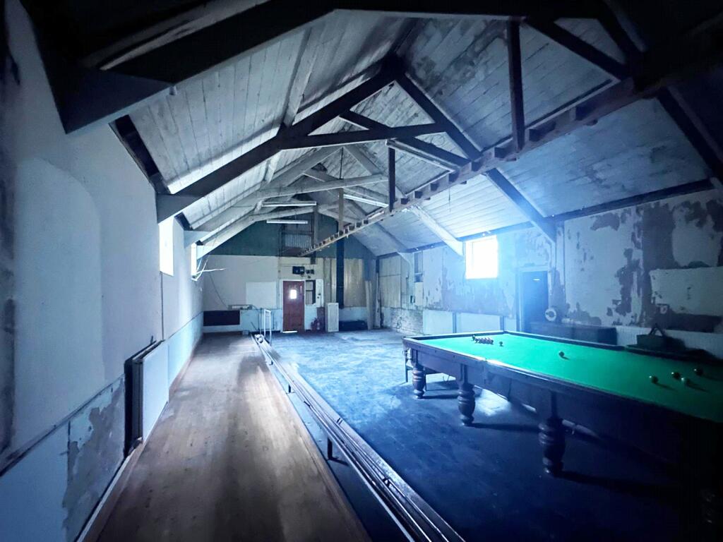 Additional image 5 of Former Social Club with potential for a range of uses