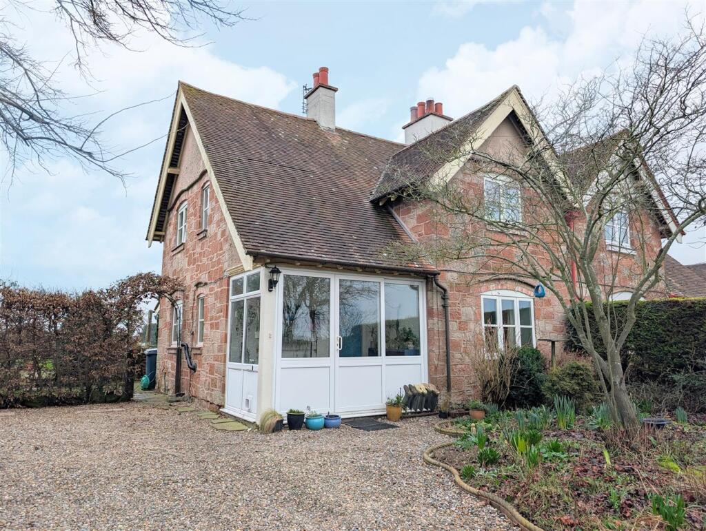 Main image of property: Hill View, Ruyton Road, Little Ness, Shrewsbury, SY4 2LJ