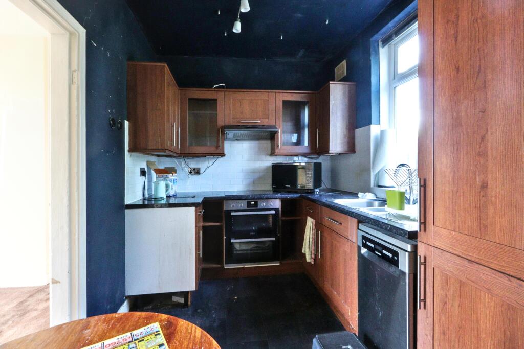 House in Sheffield, South Yorkshire - View 3