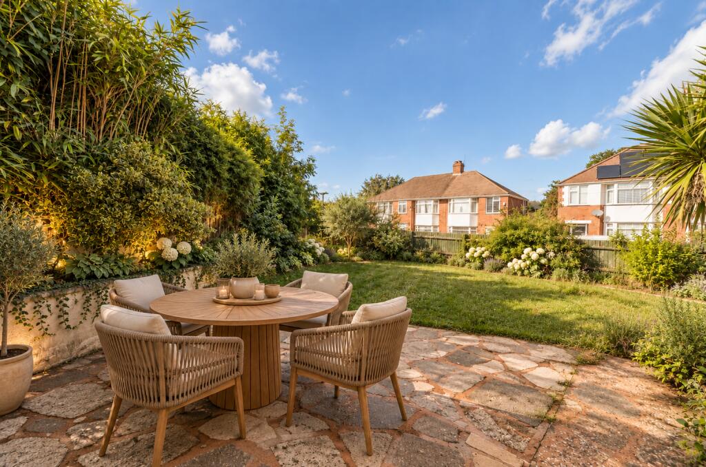 House in Exeter - View 5