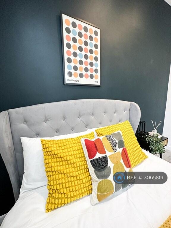 House in London, Bellingham, Southend - View 4