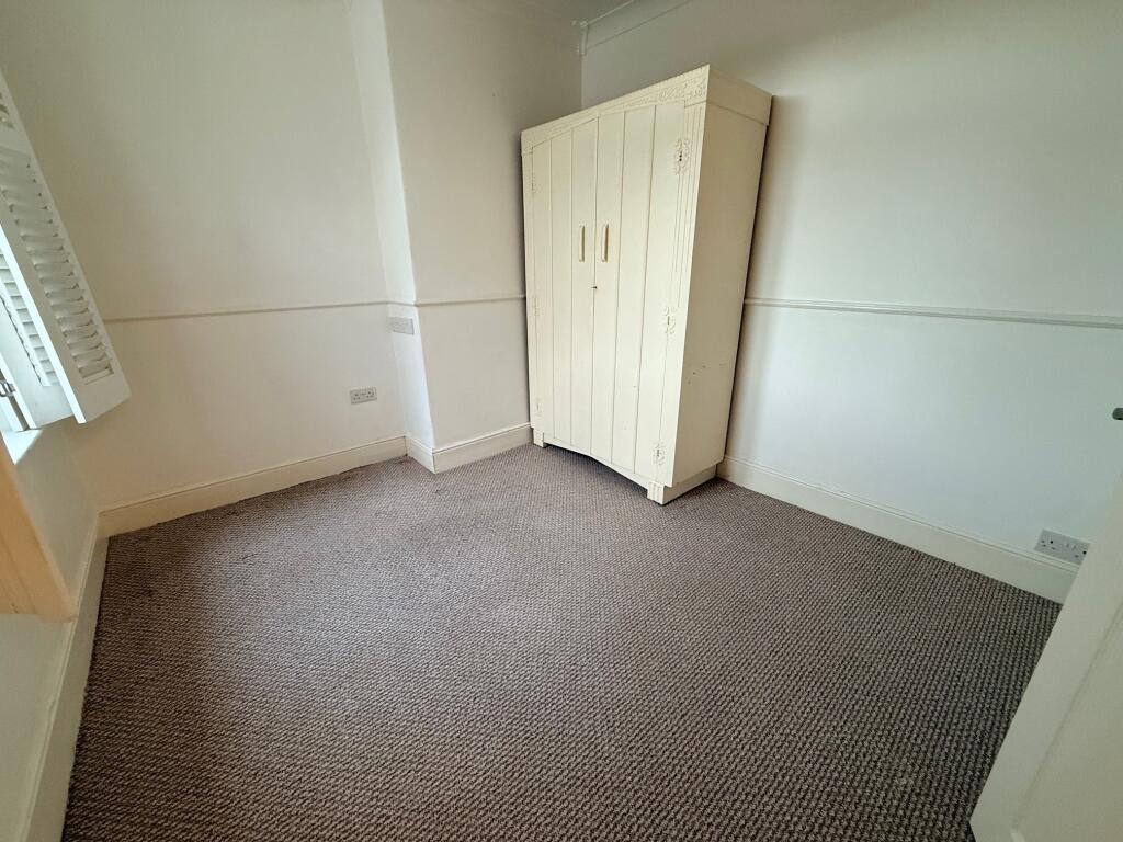 Additional image 8 of St. Michaels Avenue, Yeovil, Somerset, BA21 4LJ