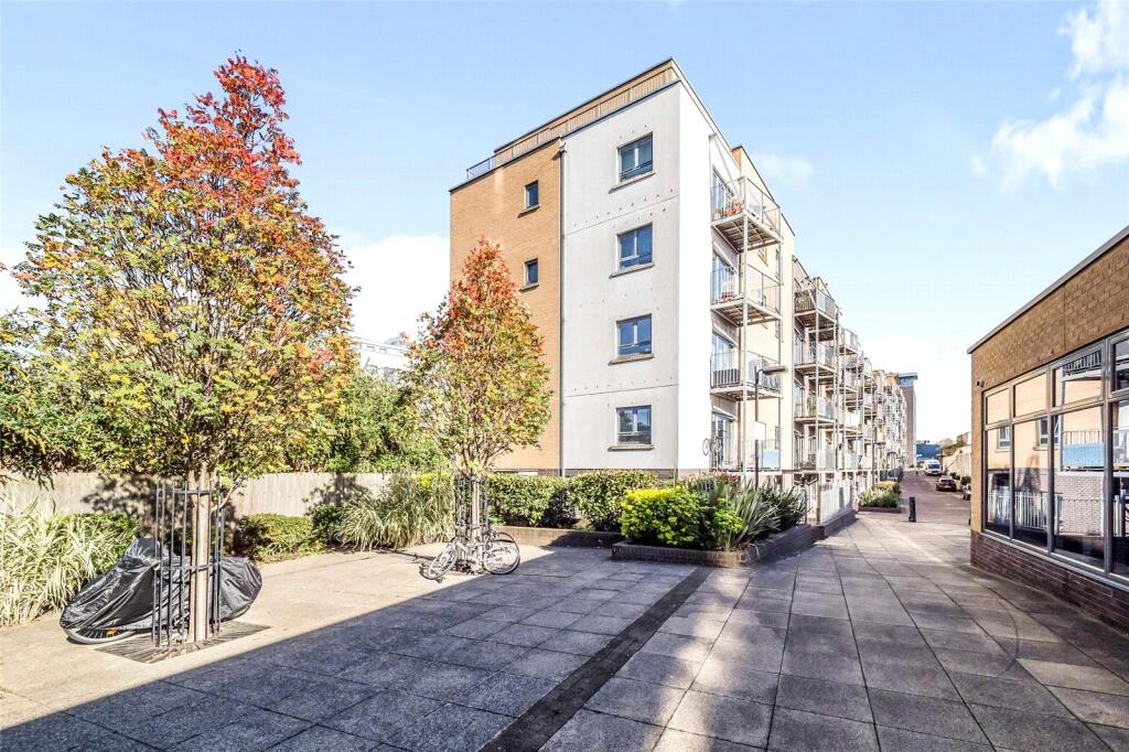 Main image of property: Grove Crescent Road, London, E15