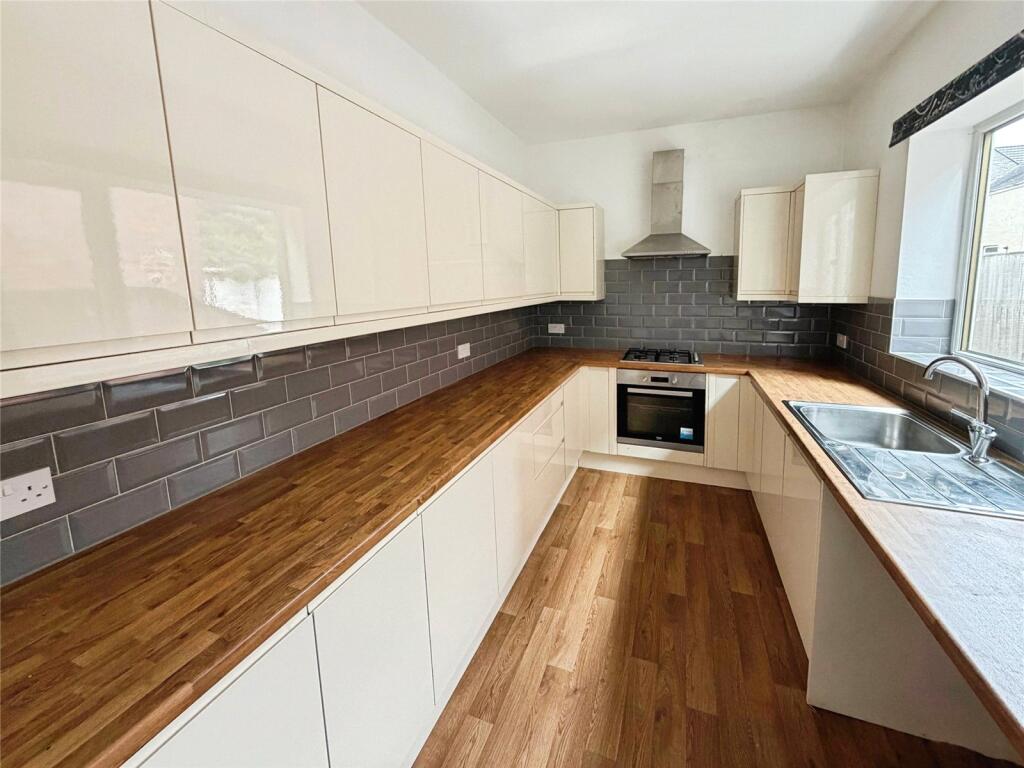 House in Doncaster, South Yorkshire - More