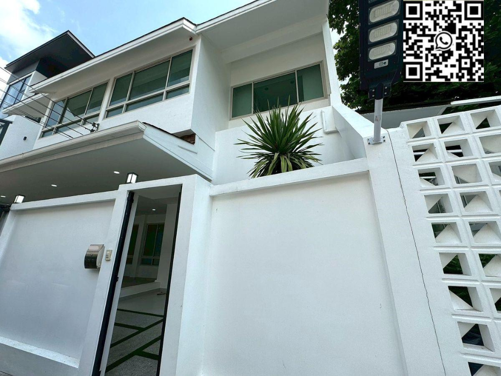 Main image of property: Watthana, Bangkok
