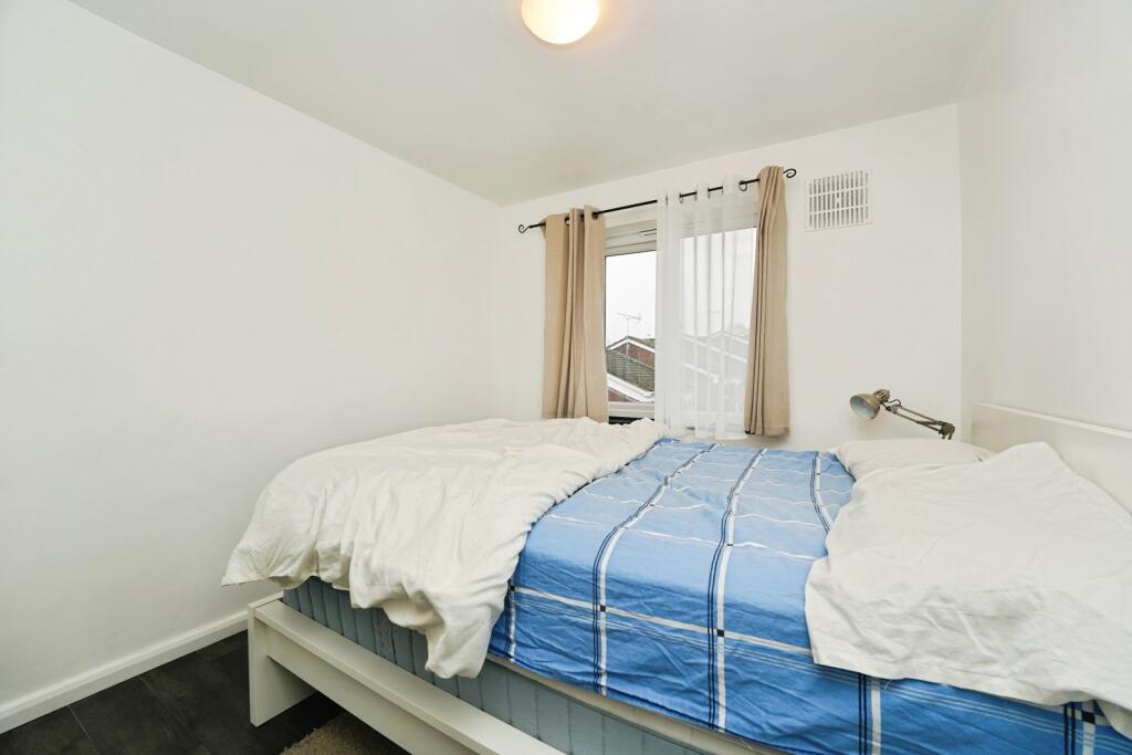 Wheelwright Close, Worcester, Worcestershire, WR4 - View 6