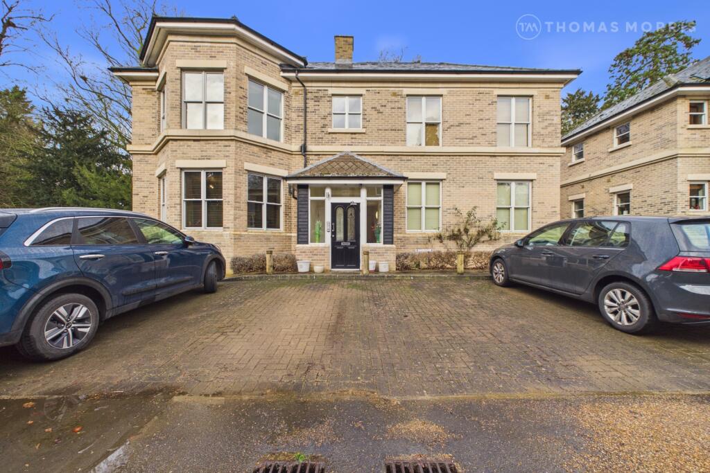 Main image of property: The Elms, Thicket Road, Houghton, Huntingdon, Cambridgeshire, PE28