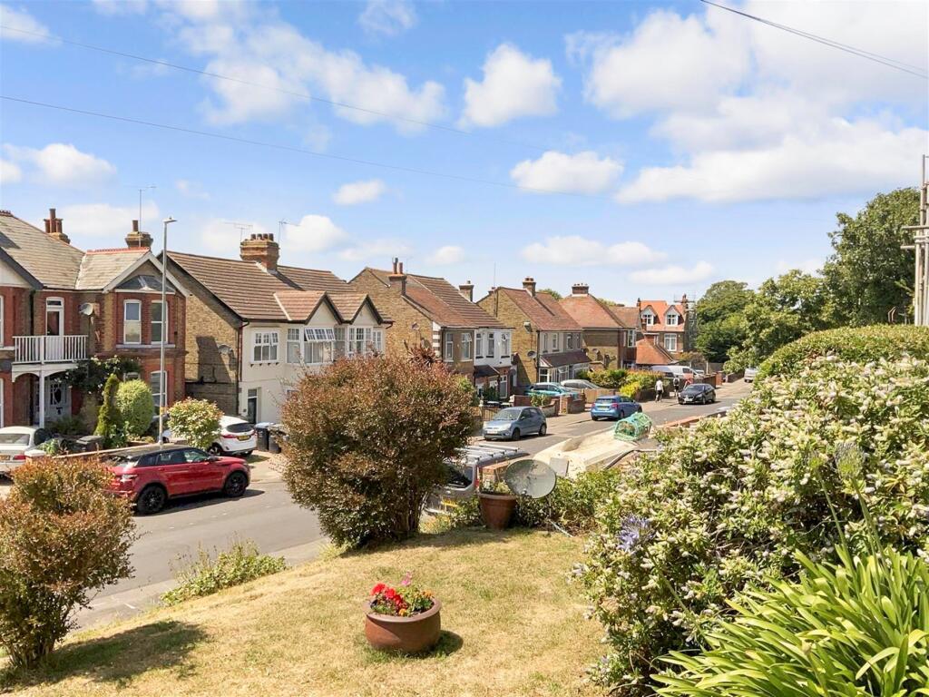 2-bed bungalow on Upper Dane Road, Cliftonville, Margate, Kent, £250,000