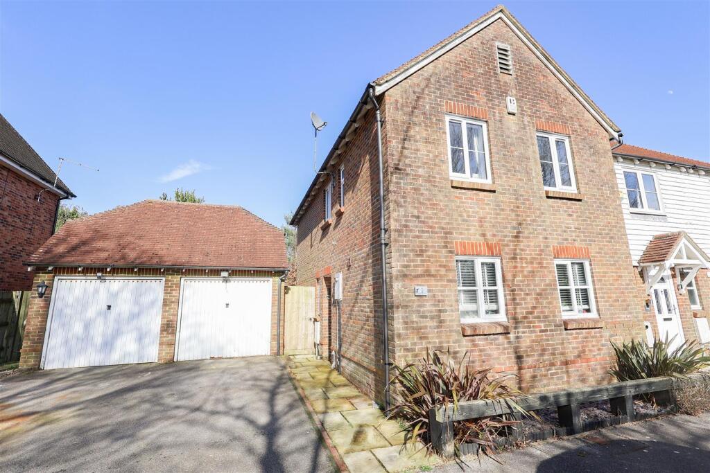 Main image of property: Malthouse Way, Lewes, BN7 3PT
