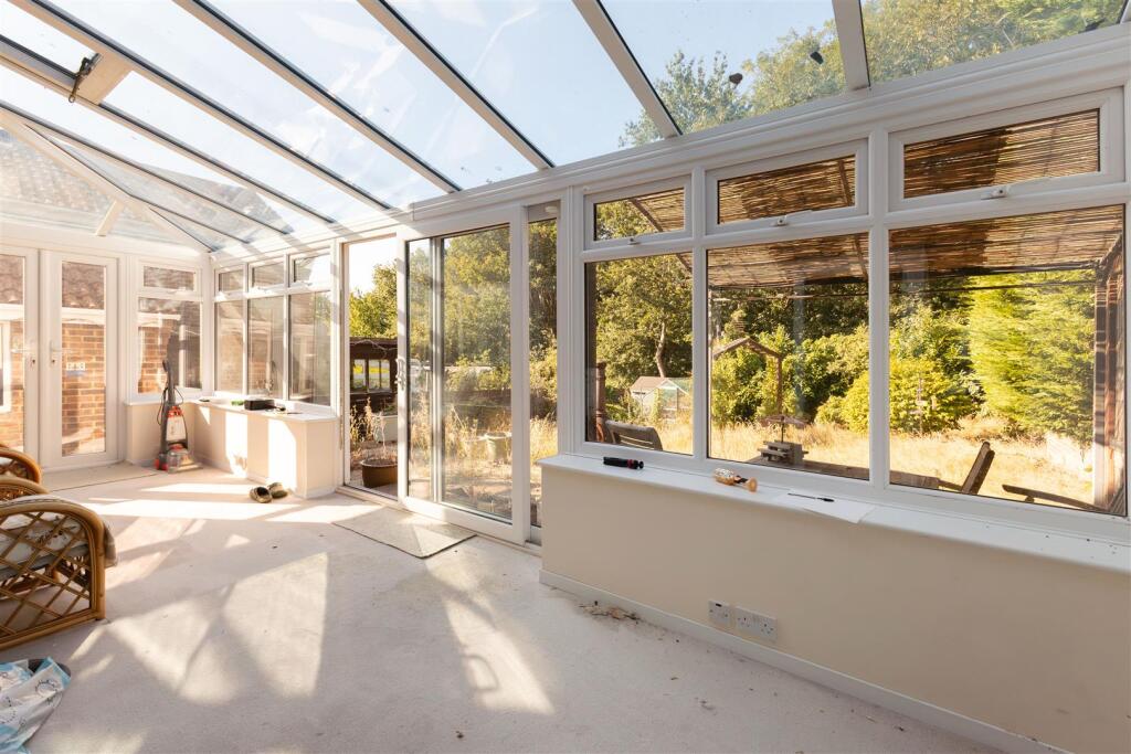 House in Tonbridge - View 4