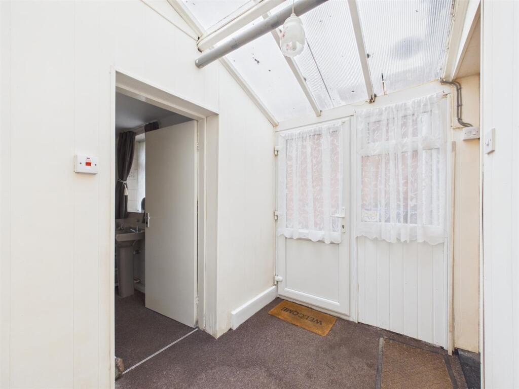 George Street, Mablethorpe photo 3