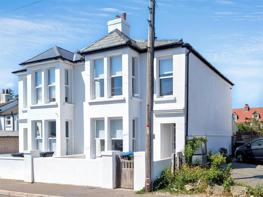 Main image of property: Clyde Road, Felpham