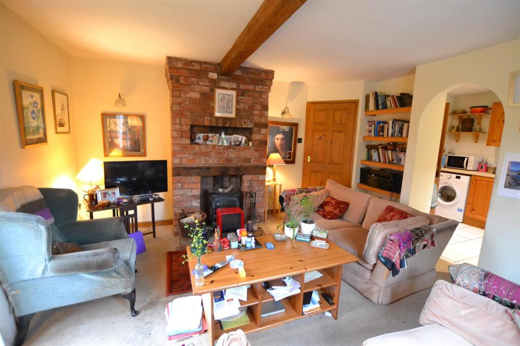 House in Kimbolton, Herefordshire - View 3