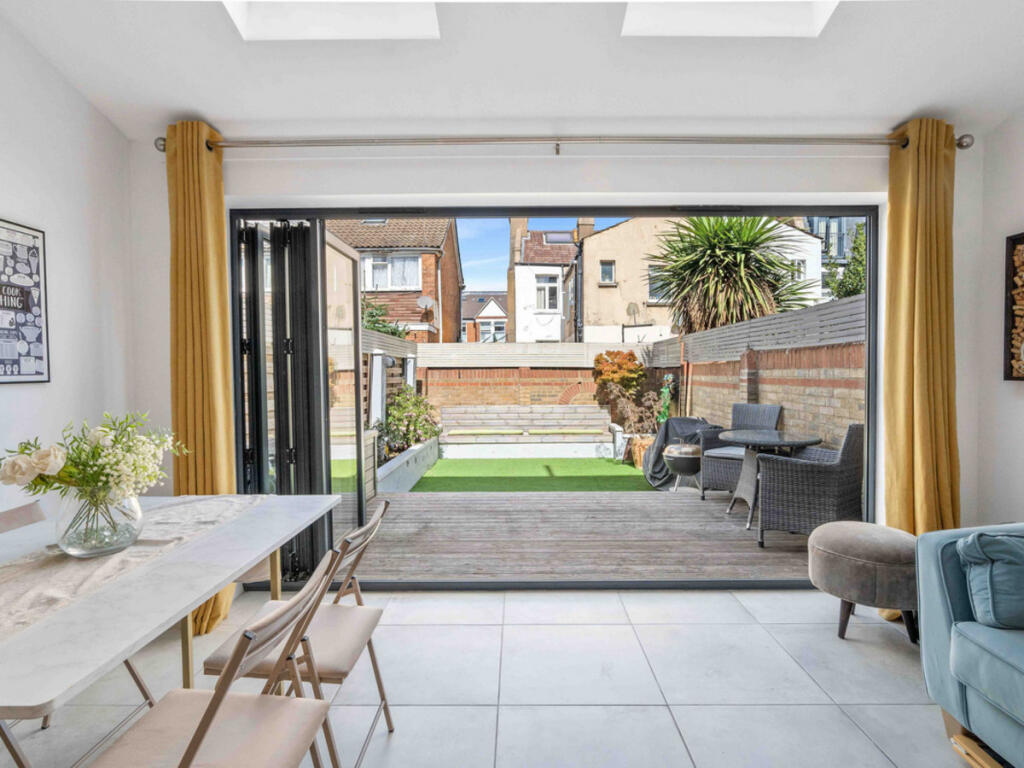 House in London, Earlsfield - View 4