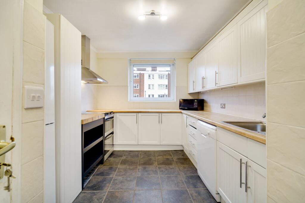Manor Gate, St. John's Avenue, Wandsworth, SW15 photo 4