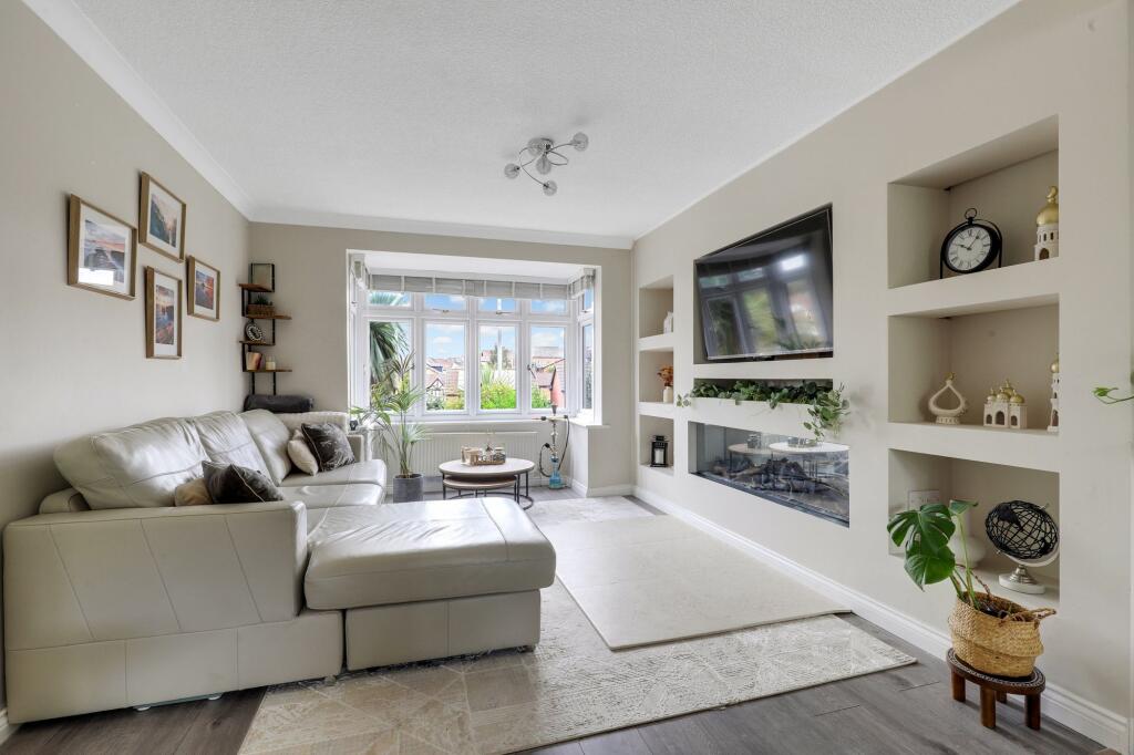 House in Nottingham - View 4