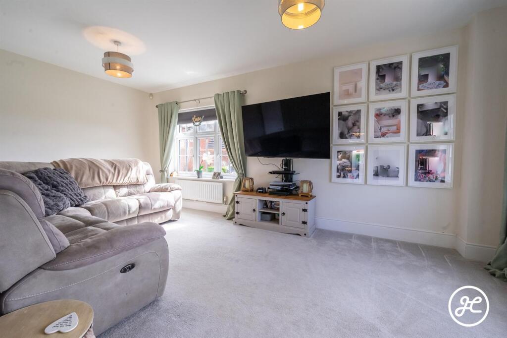 House in Taunton - View 3