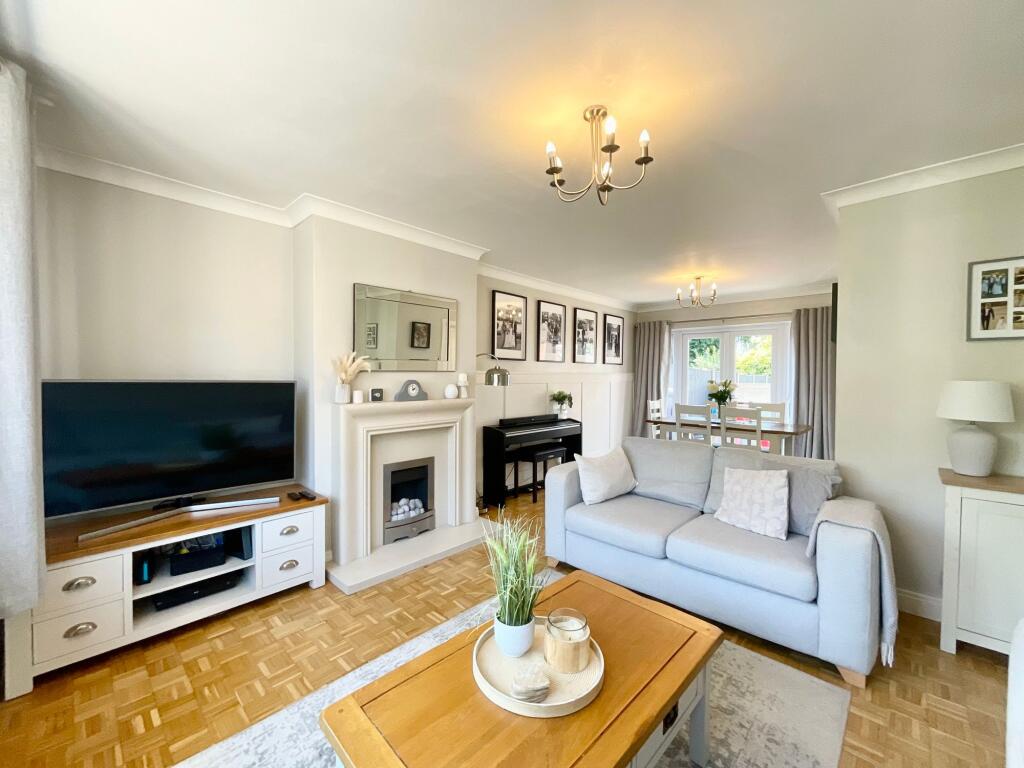 House in Stoke-on-Trent - View 2