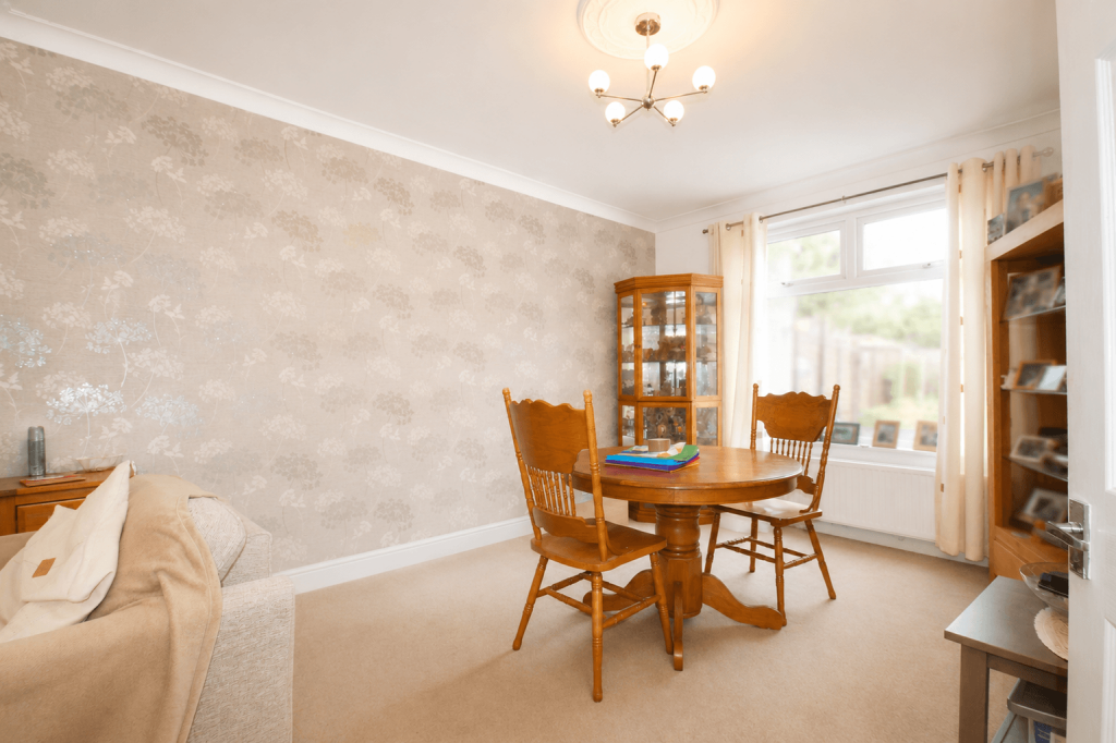 House in Harrow - View 3