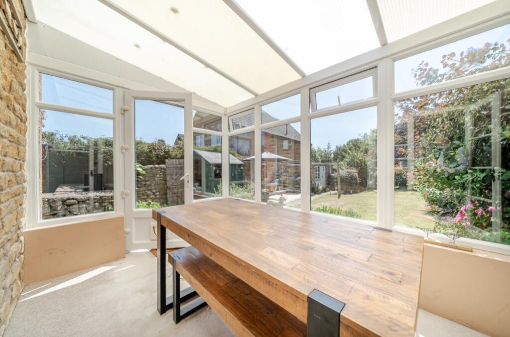 House in South Kesteven, Barrowby - View 5