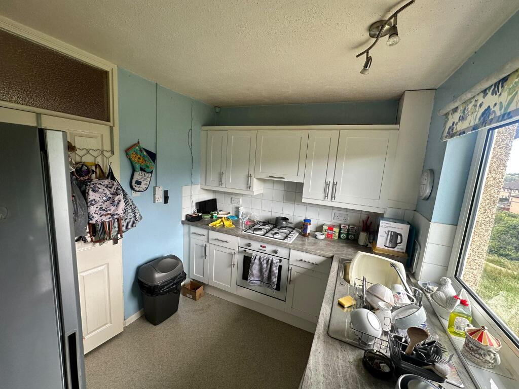 Apartment in Bradford, West Yorkshire - View 4