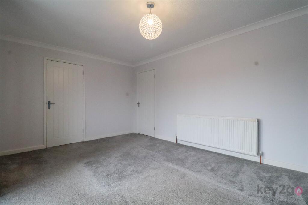 Apartment in Sheffield - View 3