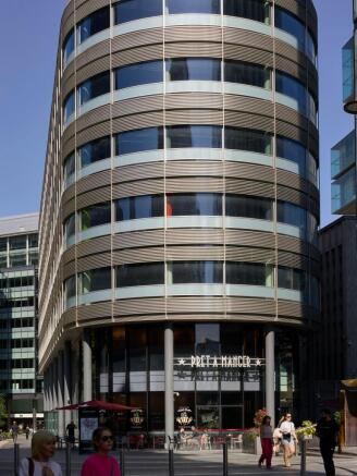 GraphicksHardmanSquare021.jpg