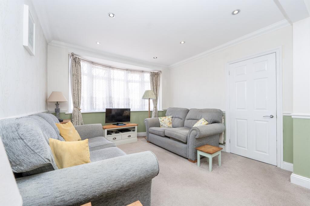House in Watford - View 5