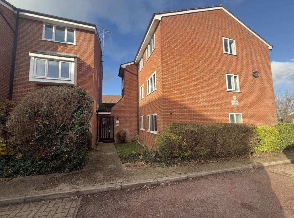 Main image of property: Cambridge Gardens, London, N10 2LN
