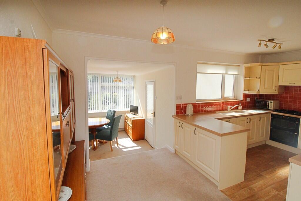 House in Rugby, Warwickshire - View 5