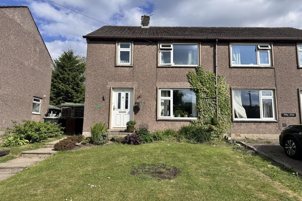 2-bed house on Warmbrook Road, Chapel-En-Le-Frith, SK23, £245,000