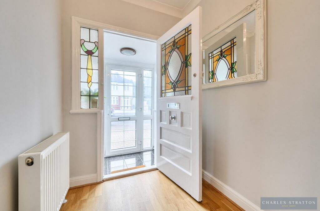 House in London - View 5