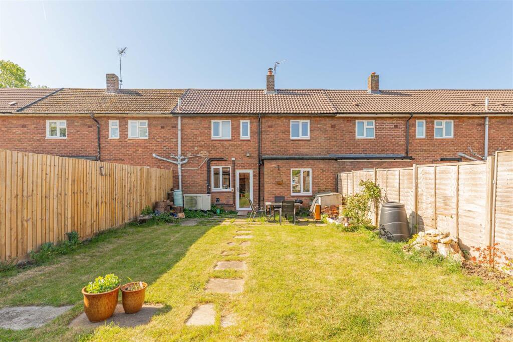 Main image of property: Edge Hill Road, Lighthorne Heath