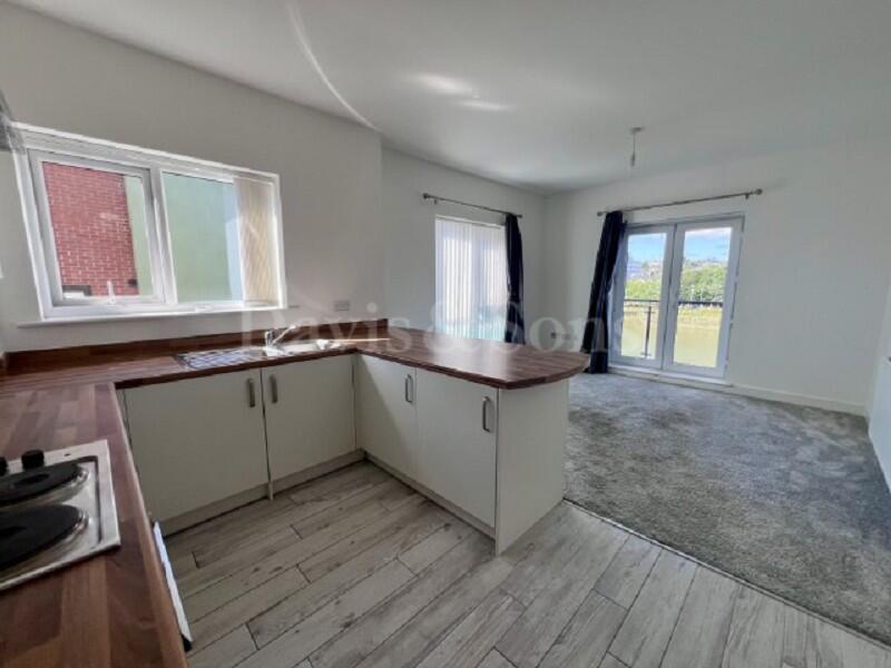 Apartment in Newport, Victoria - View 3
