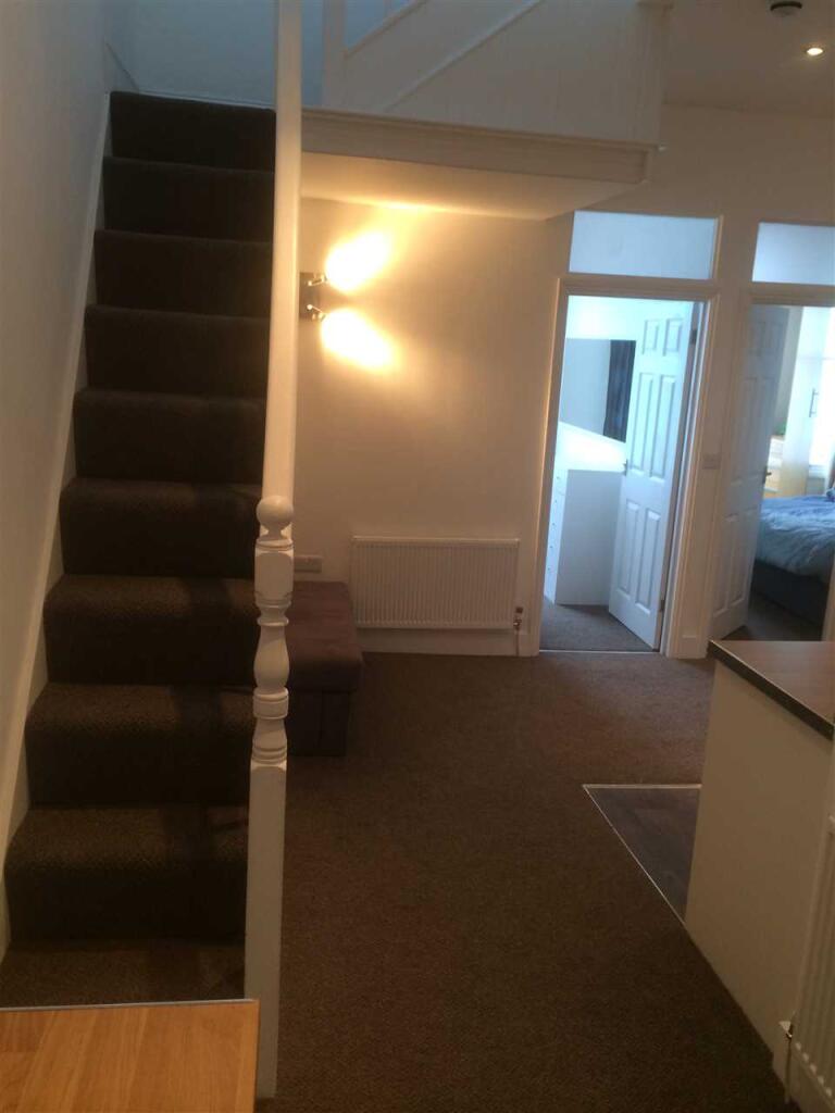 4 bedroom apartment for rent