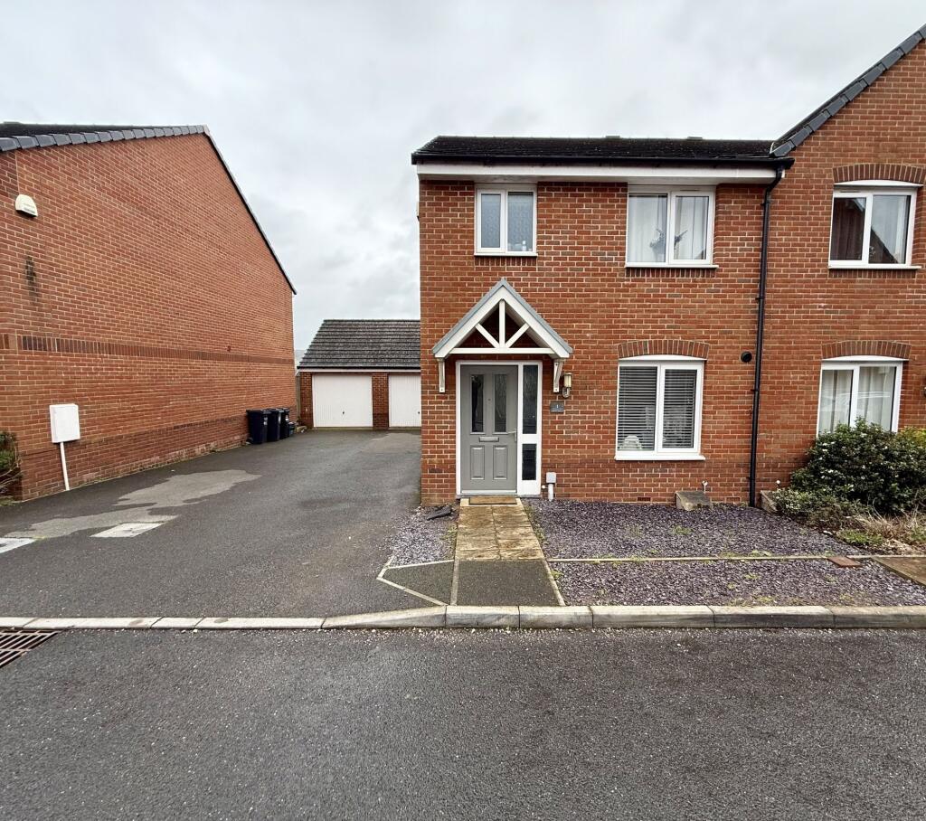 Main image of property: Weaver Crescent, Tiverton, EX16