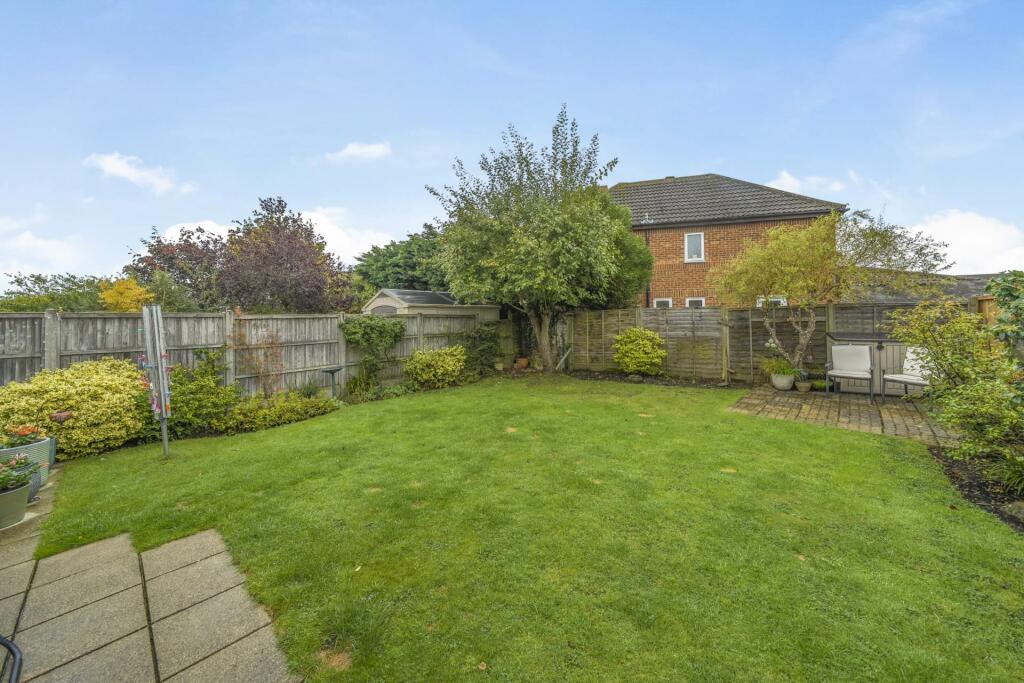 Welbeck Gardens, Putnoe photo 3