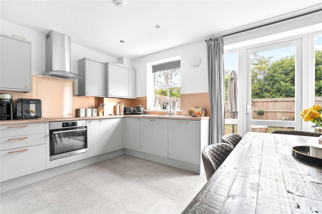 House in Nottingham - View 4