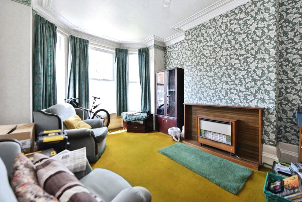 House in Manchester, Greater Manchester - More