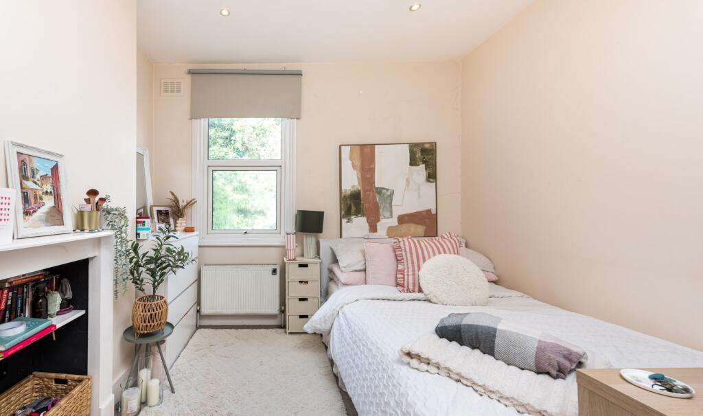 Apartment in London - View 2