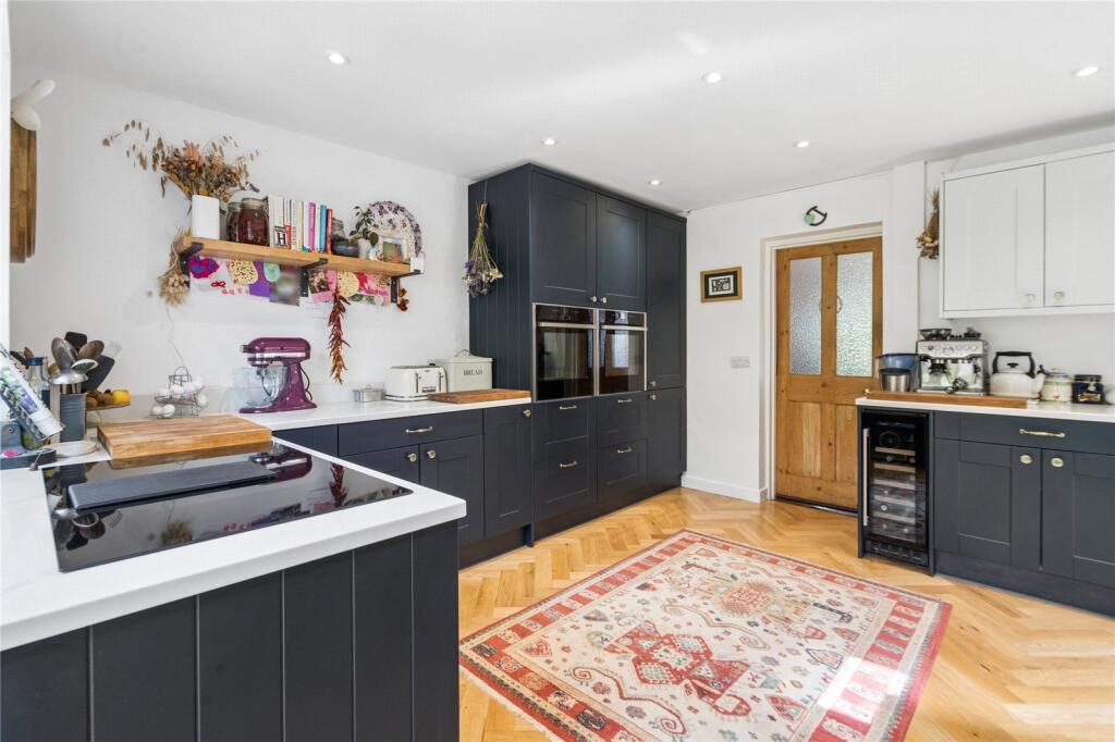Heathfield Avenue, Binfield Heath, Henley-on-Thames, Oxfordshire, RG9 - View 4